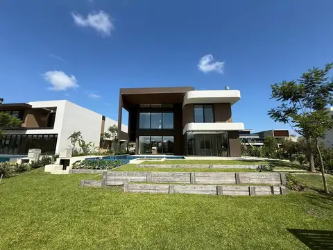 Casa en venta en el Yacht, Nordelta