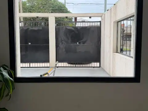 Departamento en Alquiler en Villa Luzuriaga, $ 580.000