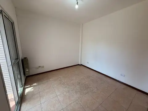 Departamento de 3 ambientes con 2 balcones