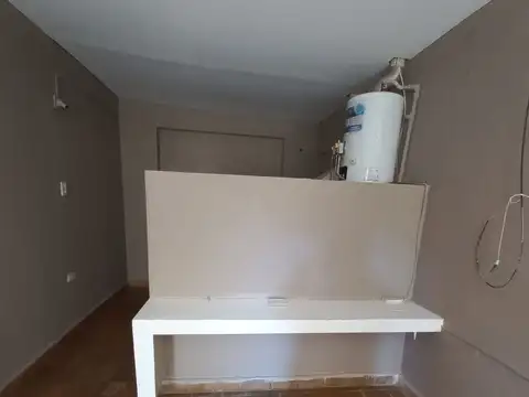 Depto Tipo Casa en Alquiler en Las Palmas, $ 400.000