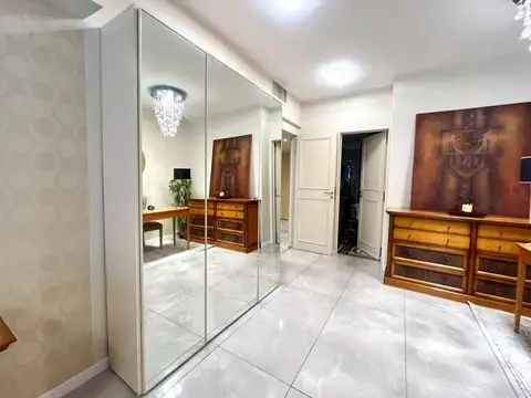 Departamento en Venta con 3 cocheras