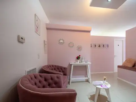 VENTA OFICINA FRENTE SEMIPISO BAULERA CENTRO 