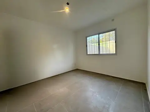 Chalet 4 Ambientes 2 Baños en Venta Ciudad Jardín F: 11190