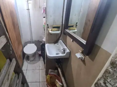 LOCAL   COMERCIAL