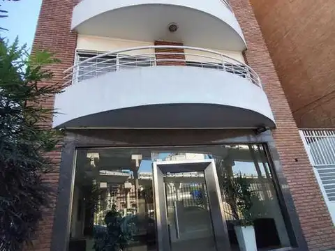 Departamento en Leandro N. Alem 341