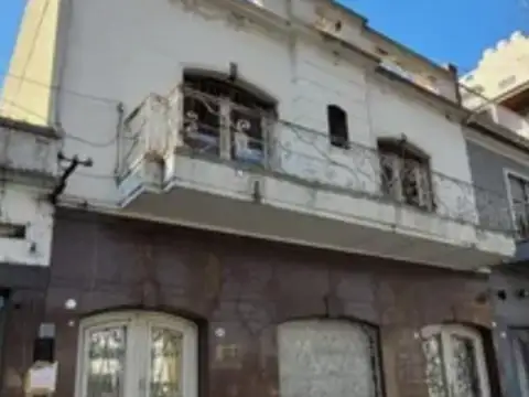 Avenida Mitre 5900