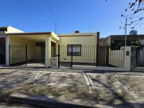 Venta casa parque tres ambientes  Ituzaingo lado norte