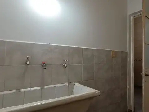 Depto Tipo Casa en Alquiler al Este