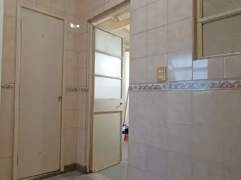 Depto Tipo Casa en Alquiler en Flores, $ 800.000