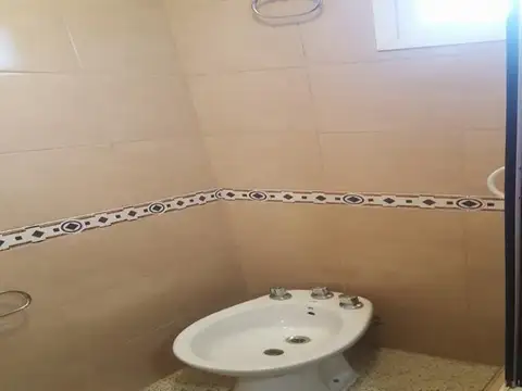 LOCAL 30M2 SAN GERONIMO 1080 Y SANTOS VEGA