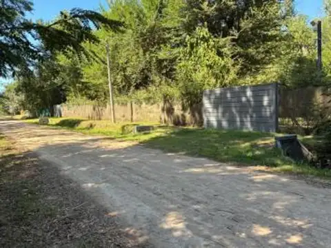 Terreno en Venta en Los Pinos, USD 80.000
