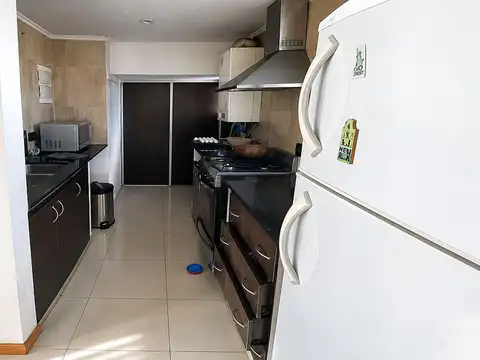 Departamento 4 ambientes con 2 baños