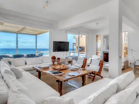 CASA EN ALQUILER TEMPORARIO ACCESO DIRECTO AL MAR