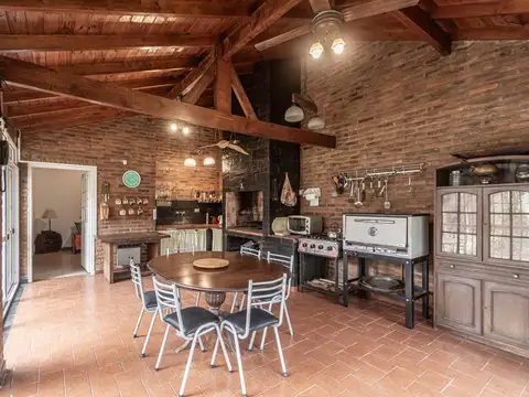 Quinta en Venta con 1 cochera