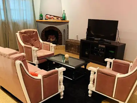 Alquiler Casa Amoblada Godoy Cruz c/ cochera