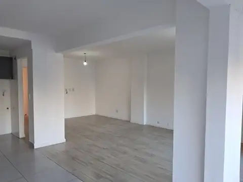 Departamento en Alquiler en Centro, $ 800.000
