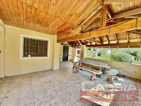 Casa 3 ambientes con 1 baño
