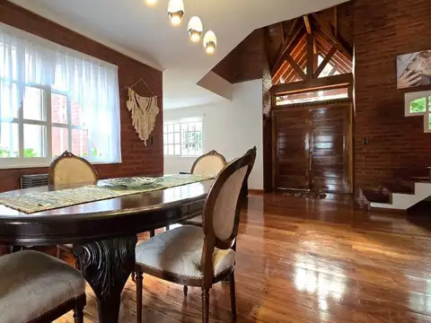 Casa en Venta en El Palomar, USD 278.000