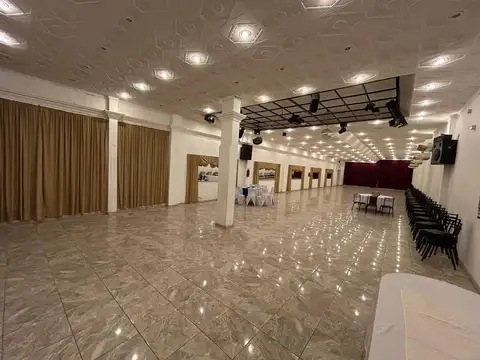 Local en Alquiler en Granadero Baigorria, $ 2.800.000