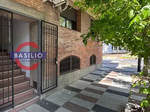 Depto Tipo Casa en Venta de 2 ambientes