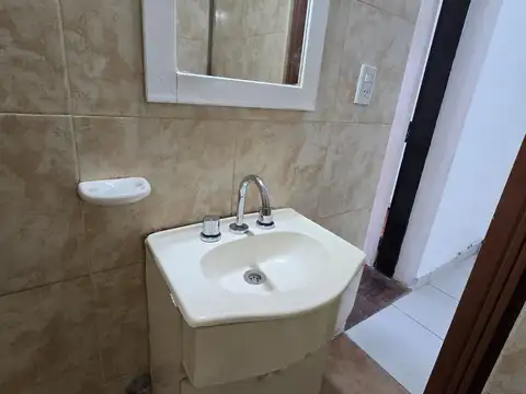 Depto Tipo Casa en Alquiler en Ciudadela, $ 400.000