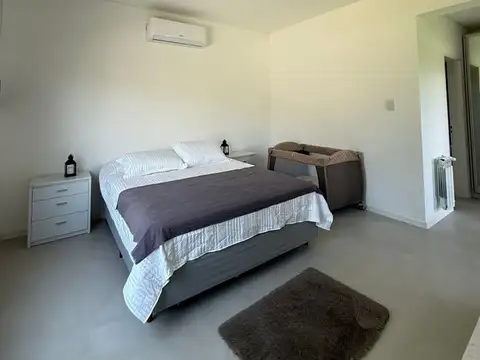 Casa Chalet  en Venta en Comarcas de Luján Santa Irene, Luján, G.B.A. Zona Oeste