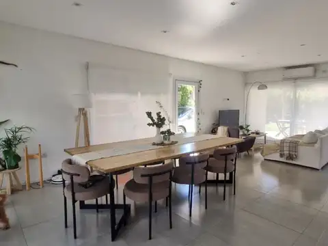 Casa en Venta en Vila Marina, USD 300.000
