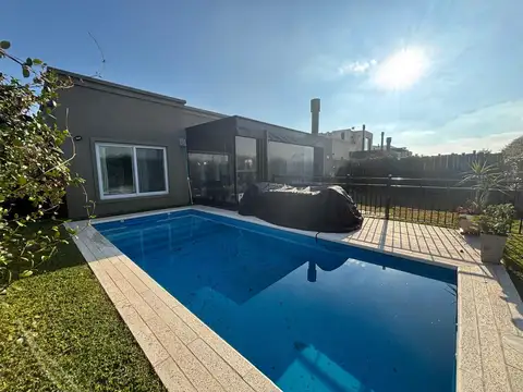 Casa en venta con pileta, B° Vila Marina 2, Villanueva Tigre