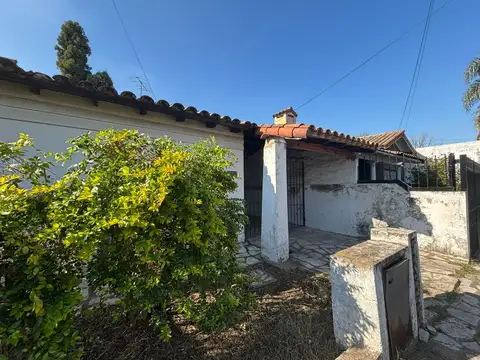 VENTA CASA A REFACCIONAR PALOMAR MORON
