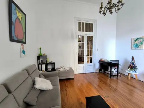 Depto Tipo Casa en Venta 63 años