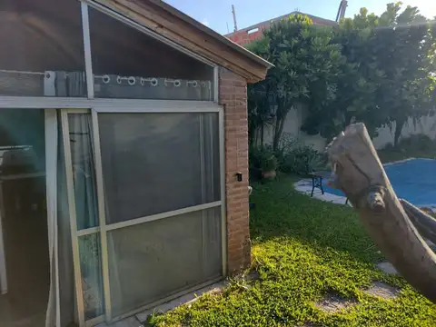 Casa 7 ambientes con 4 baños