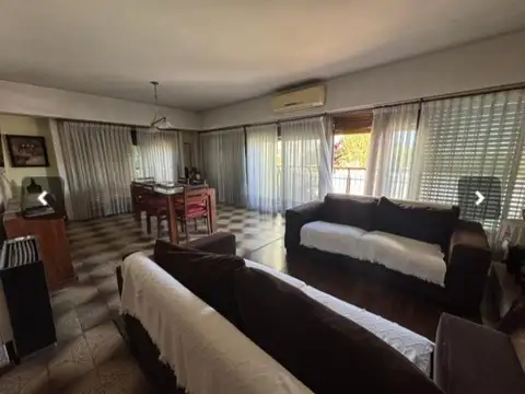 Av. Dr. Ricardo Balbín 495, , Piso 1