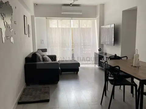 Av. San Juan 4100, Piso 1