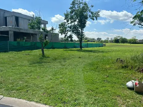 Terreno en Venta en Haras Santa Maria, USD 120.000