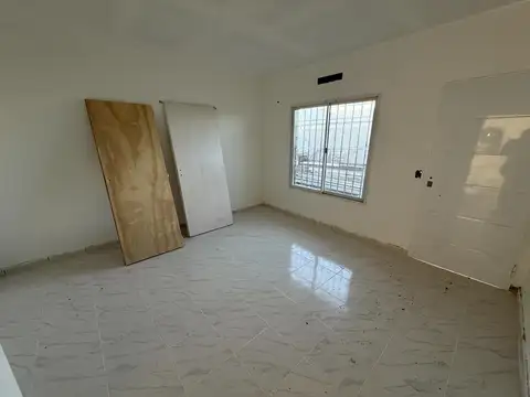 Departamento en Venta en Campana, USD 50.000