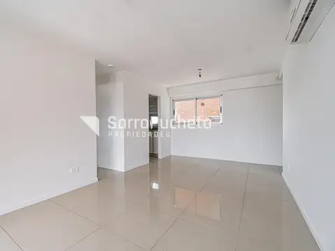 Venta departamento 2 ambientes en Moron sur.