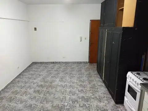 Departamento en Alquiler en Parque Patricios, $ 520.000