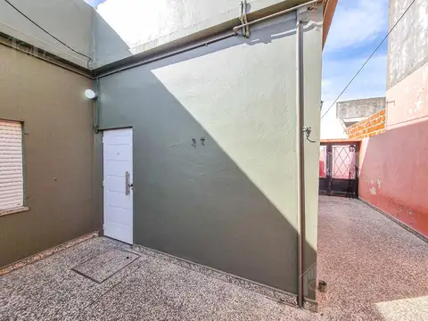 Depto Tipo Casa en Venta de 4 ambientes