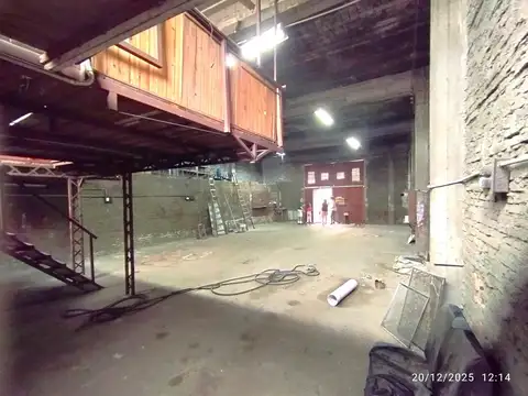 Galpon en Alquiler en Billinghurst, $ 1.000.000