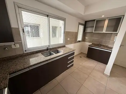 2 De Mayo 2448 , Piso 5