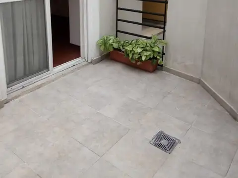 DPTO. 2 AMBIENTES PLANTA BAJA CIUDADELA NORTE CON PATIO
