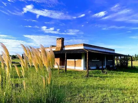 CASA QUINTA VENTA GUERNICA CON PILETA