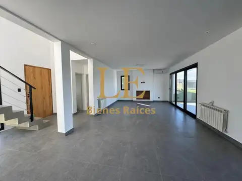 VENTA CASA EL NAUDIR A LA LAGUNA