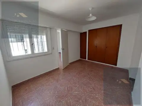 Depto Tipo Casa en Venta 25 años