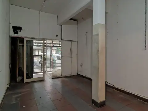 Local en Alquiler en Villa del Parque, $ 900.000