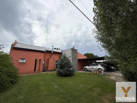 Casa en venta - 3 Dormitorios 2 Baños - Barrio Cerrado Condominio Del Sol- Arana