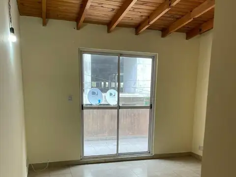 Departamento en Venta en Villa Luzuriaga, USD 32.000