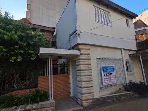 Villa Bosch en Venta Casa en PH de 2 Ambientes 2 Baños F: 10933