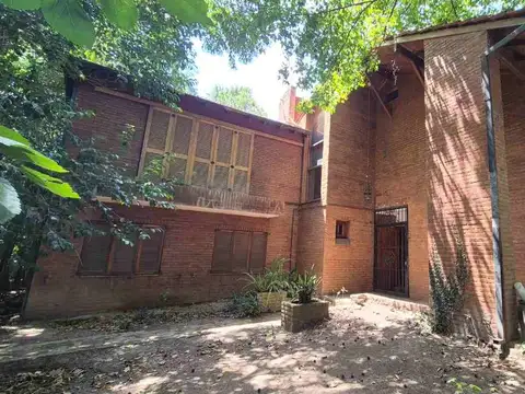 Victor Casteran 1700