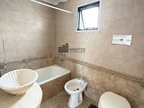 Departamento en Alquiler con 1 cochera